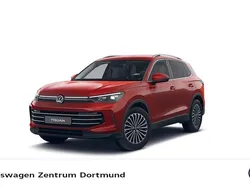 Rot Gebraucht 2024 VW Tiguan Elegance SUV | 42.277 € (Superpreis)