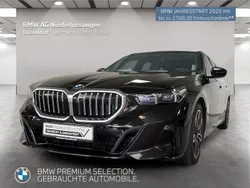 Schwarz Gebraucht 2024 BMW 520 Comfort Edition Kombi | 58.499 € (Fairer Preis)