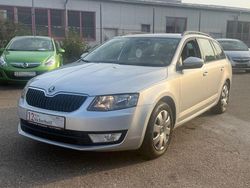 Silber Gebraucht 2014 Skoda Octavia Ambition Kombi | 10.880 € (Fairer Preis)