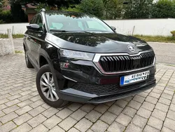 Schwarz Gebraucht 2024 Skoda Karoq Selection SUV | 28.900 € (Guter Preis)