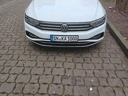 Silber Gebraucht 2020 VW Passat Limousine | 20.000 € (Etwas zu teuer)