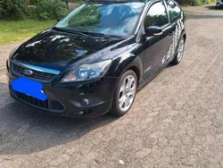 Schwarz Gebraucht 2008 Ford Focus Limousine | 1.900 € (Fairer Preis)