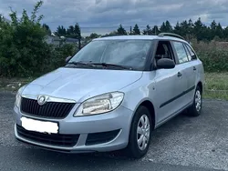 Silber Gebraucht 2011 Skoda Fabia Kombi | 2.900 € (Guter Preis)