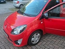 Rot Gebraucht 2011 Renault Twingo Kleinwagen | 2.500 € (Fairer Preis)