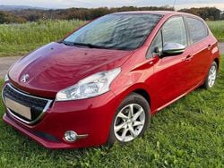 Gebraucht 2014 Peugeot 208 Style Kleinwagen | 6.100 € (Guter Preis)