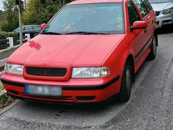 Rot Gebraucht 1999 Skoda Octavia Kombi | 900 € (Fairer Preis)