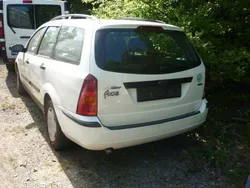 Weiß Gebraucht 2003 Ford Focus Kombi | 590 € (Superpreis)