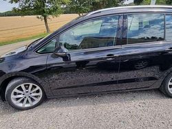 Schwarz Gebraucht 2016 VW Golf Sportsvan Comfortline Van / Kleinbus | 15.999 € (Fairer Preis)