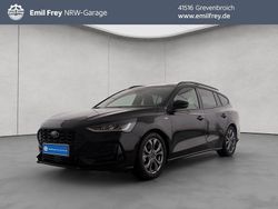 Schwarz Gebraucht 2024 Ford Focus ST-Line X Limousine | 21.870 € (Guter Preis)