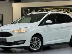 Weiß Gebraucht 2019 Ford Grand C-Max Van / Kleinbus | 11.499 € (Guter Preis)