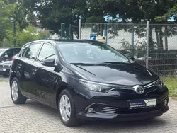 Schwarz Gebraucht 2016 Toyota Auris Comfort Kleinwagen | 11.990 € (Guter Preis)
