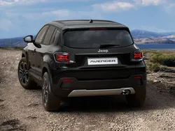 Volcano black volcano black Neu 2025 Jeep Avenger Summit SUV | 29.480 € (Fairer Preis)