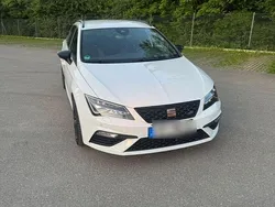 Weiß Gebraucht 2019 Cupra Leon Kombi | 21.500 € (Guter Preis)