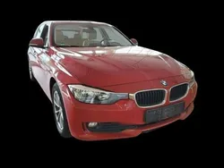 Rot Gebraucht 2012 BMW 320 Sport Line Kombi | 12.990 € (Fairer Preis)