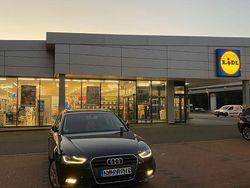 Grau Gebraucht 2014 Audi A4 Ambiente Kombi | 7.900 € (Fairer Preis)