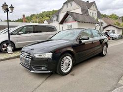 Schwarz Gebraucht 2014 Audi A4 Ambiente Limousine | 10.990 € (Fairer Preis)