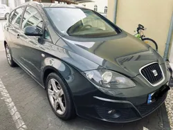 Grau Gebraucht 2010 Seat Altea XL Van / Kleinbus | 4.300 € (Guter Preis)