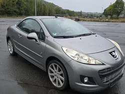 Grau Gebraucht 2011 Peugeot 207 CC Roland Garros Cabrio | 3.990 € (Guter Preis)
