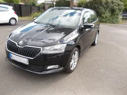 Schwarz Gebraucht 2020 Skoda Fabia Kombi | 9.700 € (Guter Preis)