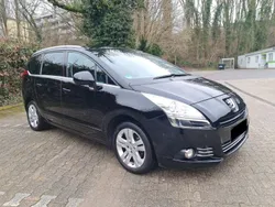 Schwarz Gebraucht 2012 Peugeot 5008 Allure Van / Kleinbus | 6.400 € (Fairer Preis)