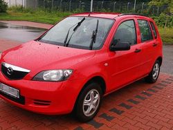 Rot Gebraucht 2003 Mazda 2 Kleinwagen | 350 €