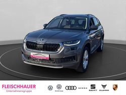 Grau Gebraucht 2022 Skoda Kodiaq Tour SUV | 29.990 € (Fairer Preis)
