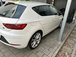 Weiß Gebraucht 2017 Seat Leon FR Limousine | 11.000 € (Guter Preis)