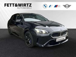 Saphirschwarz metallic Gebraucht 2024 BMW M135 Efficient Dynamics Kleinwagen | 39.900 €