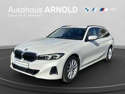Mineralweiß Gebraucht 2022 BMW 320 Sport Line Kombi | 27.910 € (Etwas zu teuer)