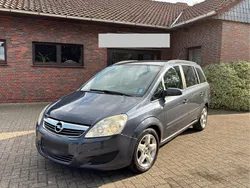 Grau Gebraucht 2008 Opel Zafira Van / Kleinbus | 2.950 € (Etwas zu teuer)