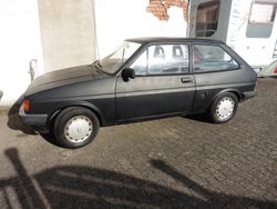 Schwarz Gebraucht 1988 Ford Fiesta Kleinwagen | 800 €