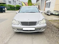 Silber Gebraucht 2004 Mercedes C180 Avantgarde Limousine | 1.990 € (Guter Preis)