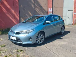Blau Gebraucht 2013 Toyota Auris Hybrid Edition Limousine | 11.777 € (Fairer Preis)