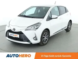 Weiß Gebraucht 2019 Toyota Yaris Club Limousine | 13.710 € (Fairer Preis)