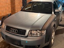 Blau Gebraucht 2004 Audi A4 Kombi | 1.250 € (Superpreis)