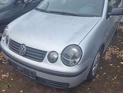 Silber Gebraucht 2003 VW Polo Limousine | 950 € (Guter Preis)