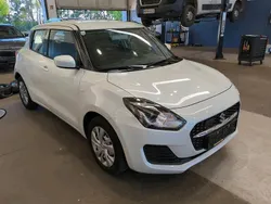 Weiß Gebraucht 2022 Suzuki Swift Limousine | 13.434 € (Guter Preis)