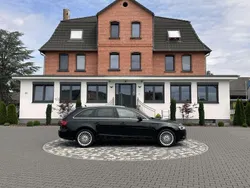 Schwarz Gebraucht 2014 Audi A4 Attraction Kombi | 9.750 € (Superpreis)