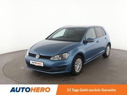 Blau Gebraucht 2016 VW Golf VII Trendline Limousine | 11.020 € (Fairer Preis)