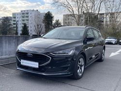 Schwarz obsidianschwarz metallic (metallic) Gebraucht 2022 Ford Focus Kombi | 17.480 € (Guter Preis)