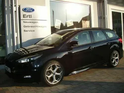 Pantherschwarzmet. (metallic) Gebraucht 2015 Ford Focus ST Kombi | 18.520 € (Fairer Preis)