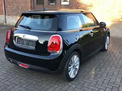 Schwarz Gebraucht 2015 Mini Cooper D Kleinwagen | 9.500 € (Fairer Preis)