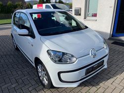 Weiß Gebraucht 2015 VW up! CLUB Kleinwagen | 7.700 € (Fairer Preis)