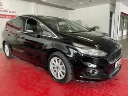 Schwarz Gebraucht 2016 Ford S-MAX Titanium Van / Kleinbus | 15.999 € (Fairer Preis)