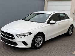Weiß Gebraucht 2019 Mercedes A180 Limousine | 18.490 € (Guter Preis)