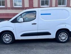 Weiß Gebraucht 2019 Opel Combo Edition Van / Kleinbus | 11.500 € (Fairer Preis)