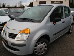 Grau Gebraucht 2005 Renault Modus Van / Kleinbus | 1.290 € (Guter Preis)