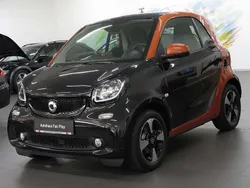 Cbsfarbe schwarz Gebraucht 2018 Smart ForTwo Coupé Coupé | 16.490 € (Etwas zu teuer)