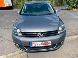 Grau Gebraucht 2013 VW Golf VII Limousine | 9.400 € (Superpreis)