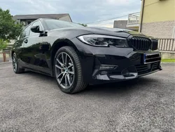 Schwarz Gebraucht 2020 BMW 330e Sport Line Limousine | 28.500 € (Fairer Preis)